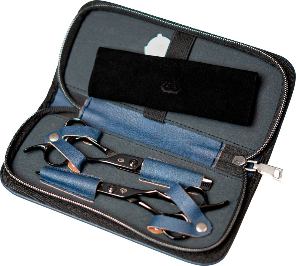aristocut-moonset-haarschneideschere-5.5-zoll-plus-modellierschere-40-zaehne-in-dunkelsilberne-farbe-in-einer-schwarze-scherentasche-mit-einem-pflegetouch-aus-leder-und-ein-stellschluessel