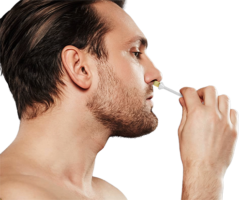 waxxup-mann-mit-kurzen-dunklen-haaren-und-bart-mit-waxstick-in-der-hand-zur-nasenhaarentfernung-in-der-nase