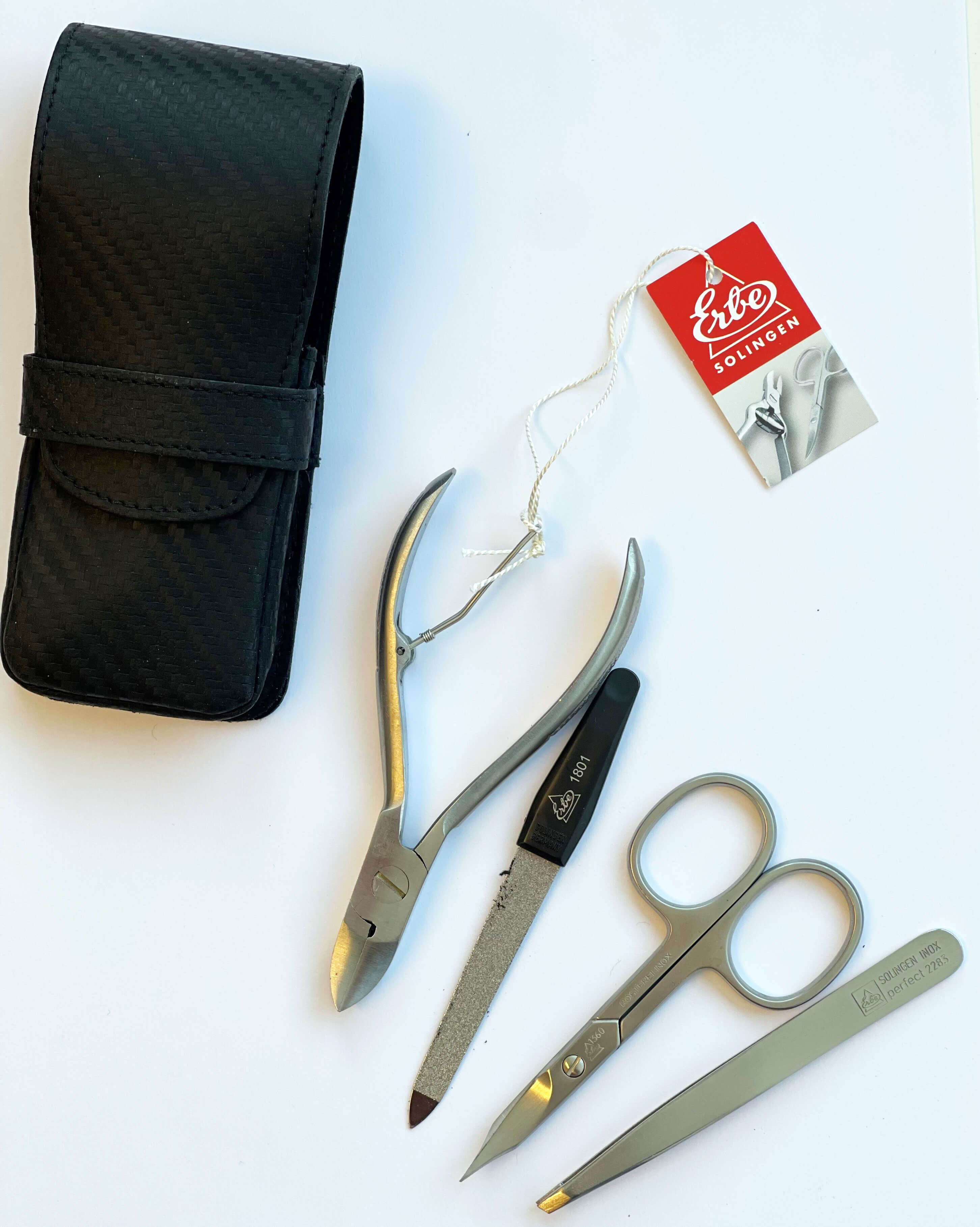 Erbe Manicure Etui Carbon 4-teilig Erbe Manicure Etui Carbon 4-teilig