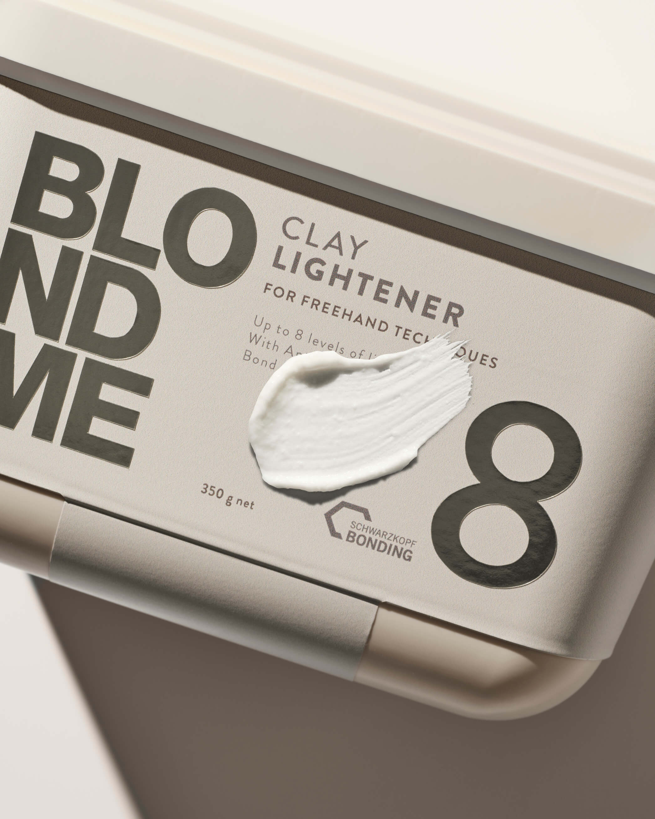schwarzkopf-blondme-clay-lightener-8-blondiercream-8-stufen-aufhellung-350-g-beige-dose-mit¬-konsistenz-auf-der-dose