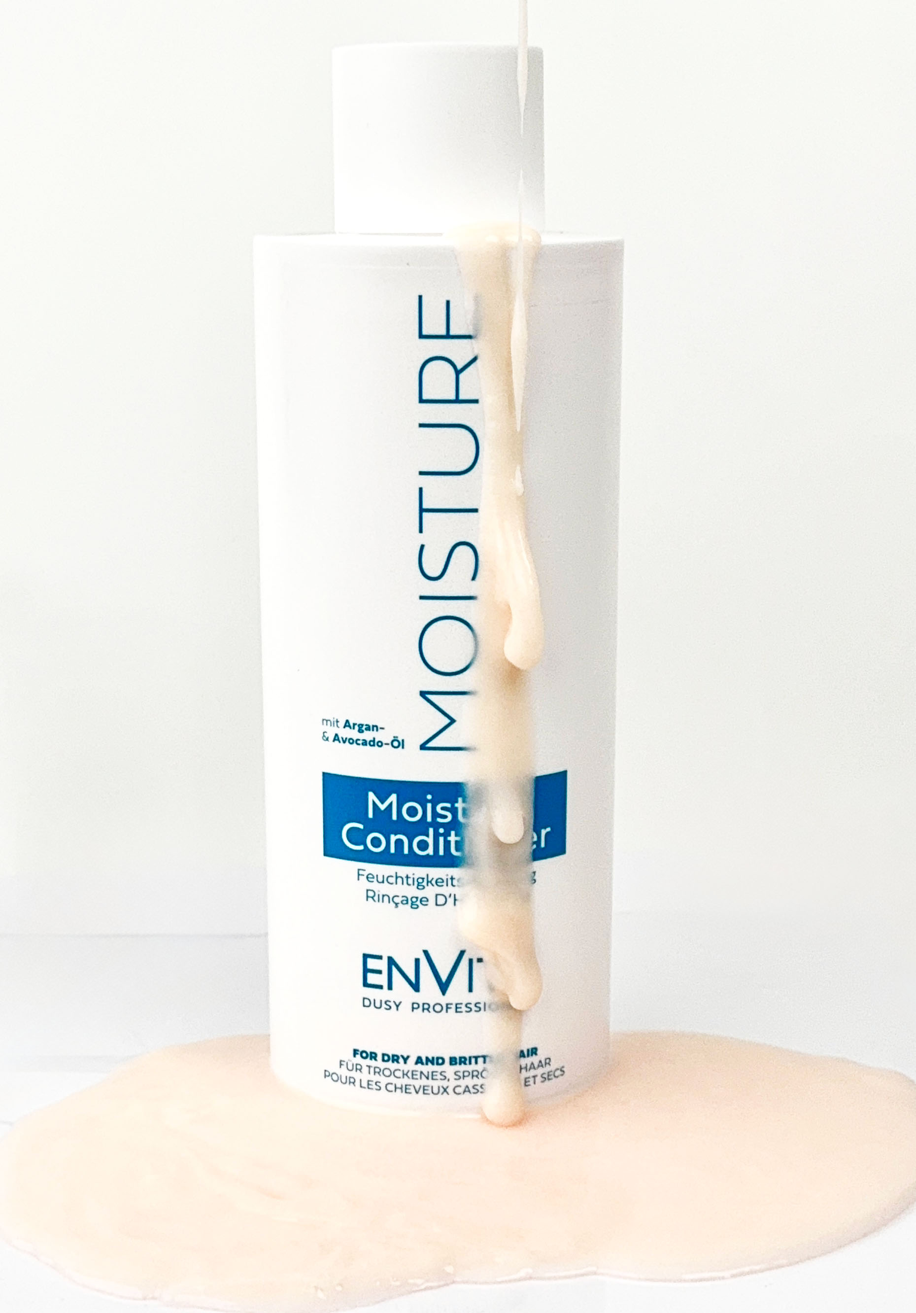 dusy-moisture-conditioner-1000ml-flasche-konsistenz-und-farbe