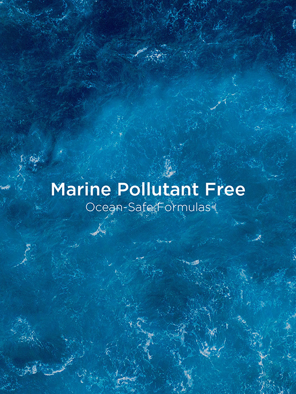 asp-kitoko-haarpflege-info-blaue-meeresoberflaeche-mit-wellen-und-text-marine-pollutant-free-ocean-safe-formulas