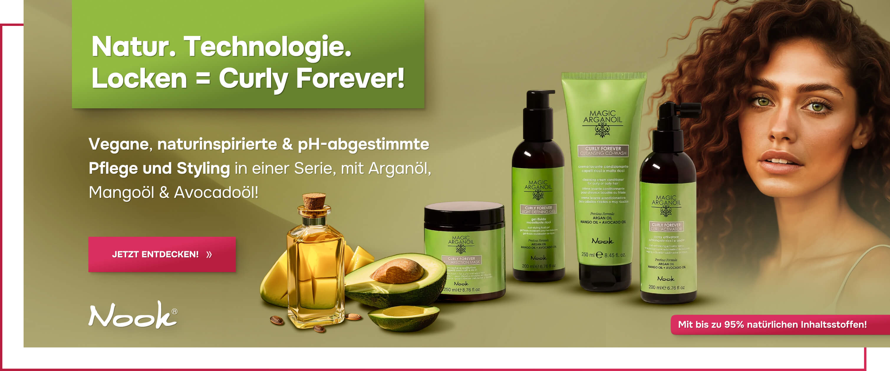 curly-forever-banner-pflege-produkte-fuer-lockige-haare-mit-honig-mango-und-argan-oel-frau-mit lockige-haare-und-gruene-augen