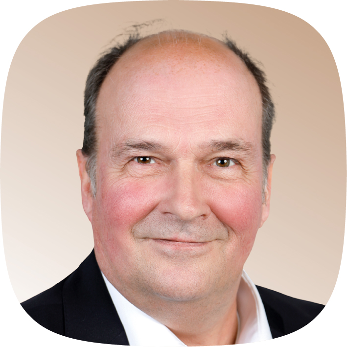 michael-kreuzberger-stopperka-mitarbeiter-innenarchitekt-einrichtung