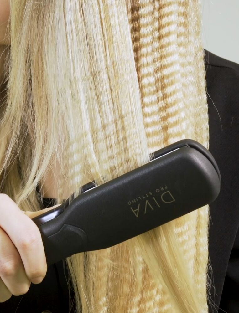 Diva Pro Styling Kreppeisen Digital Crimper