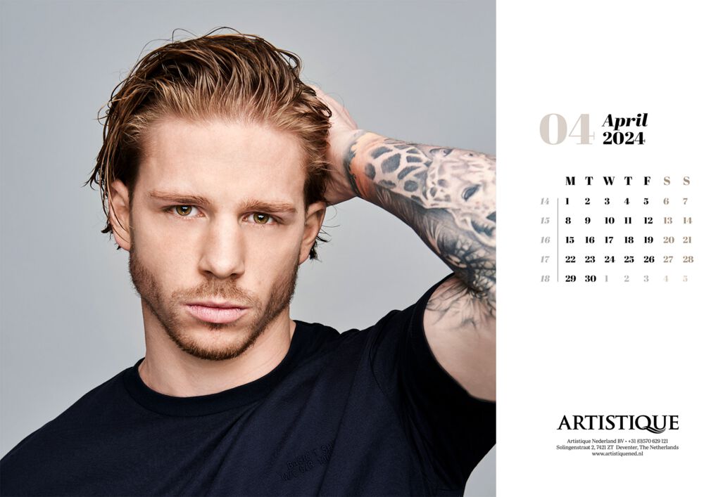 мистер олимпия 2023. стилист сабир. парень за рулем. джастин хог. Mike chabot голый.